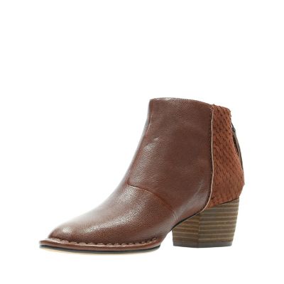 clarks spiced ruby boots