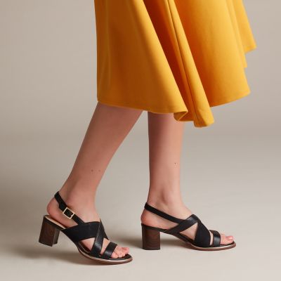 clarks footbed sandals