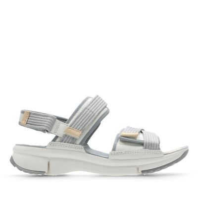 clarks black flats