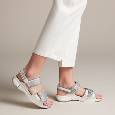 clarks tri walk sandals