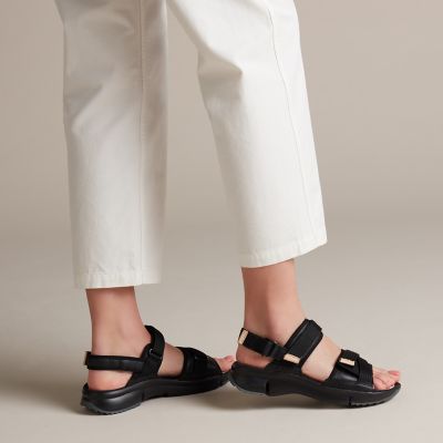 tri walk sandals