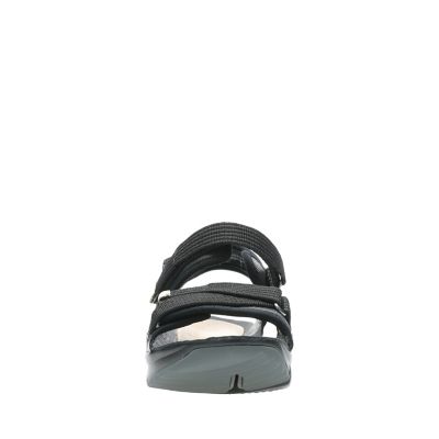 clarks walking sandals