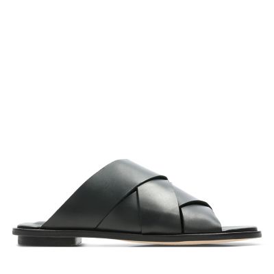 clarks black leather flip flops