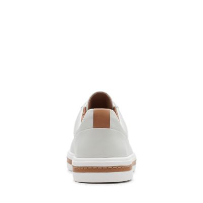 clarks un maui lace white