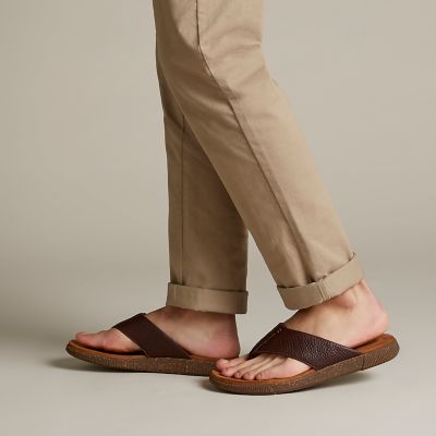 clarks vine oak sandals