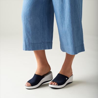 مفيد دوران يشهد clarks step cali bay 