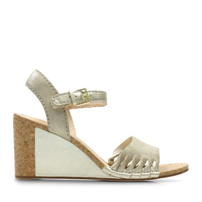 clarks beige wedge sandals