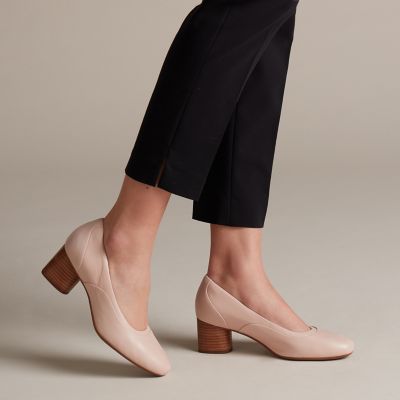 clarks un blush step