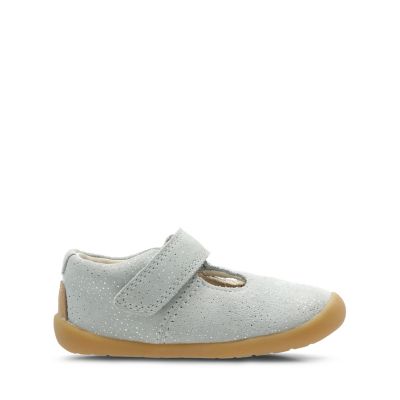 clarks baby girl shoes