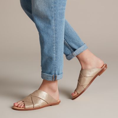 clarks willow art sandal