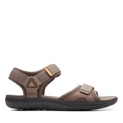 clarks brown mary jane shoes