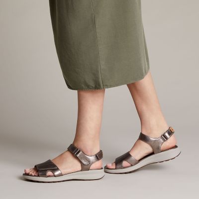 clarks un adorn calm sandals