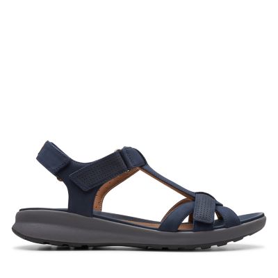 clarks deck shoes
