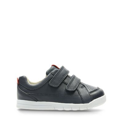 baby boy first walking shoes clarks