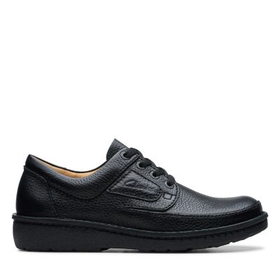 clarks black shoes