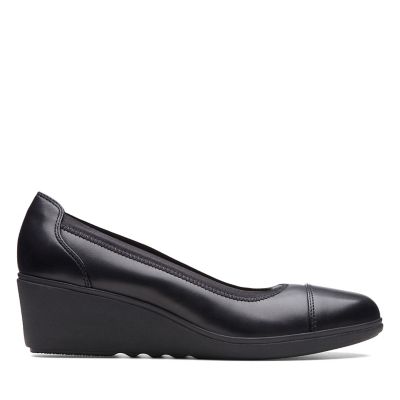 clarks ladies black shoes sale