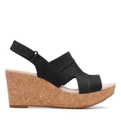 clarks women's wedge sandals