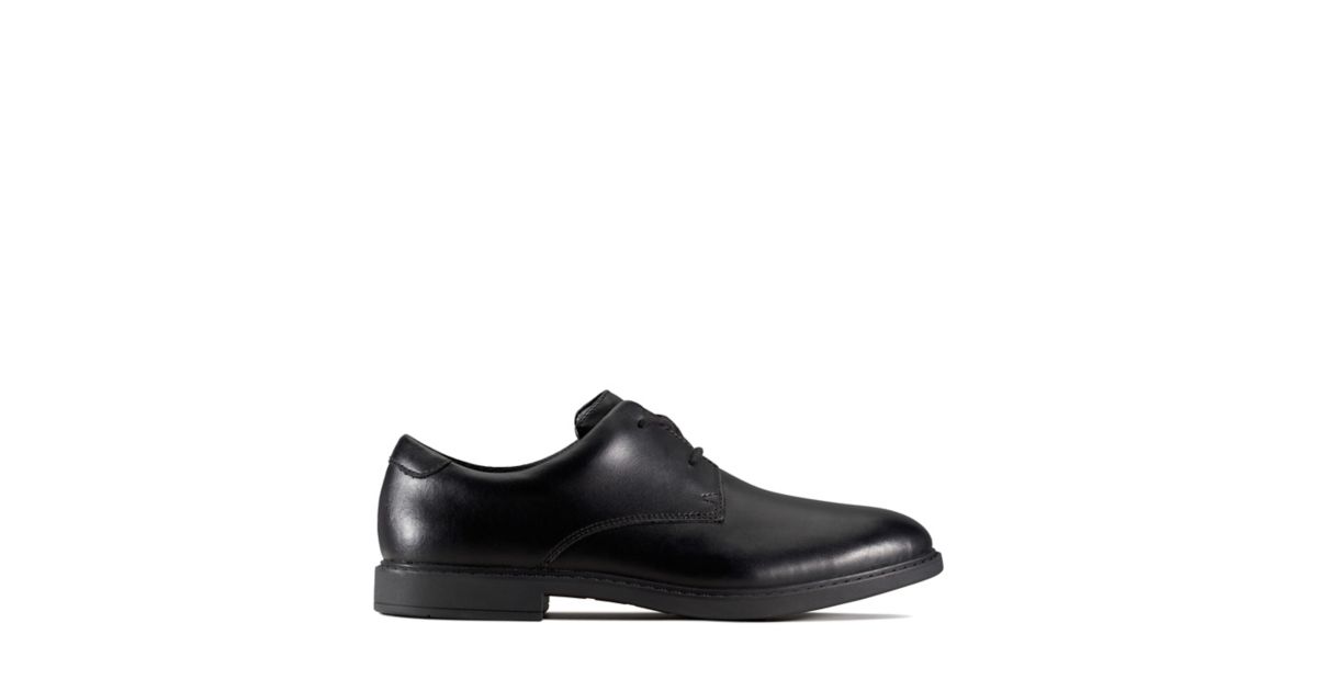 clarks scala loop youth