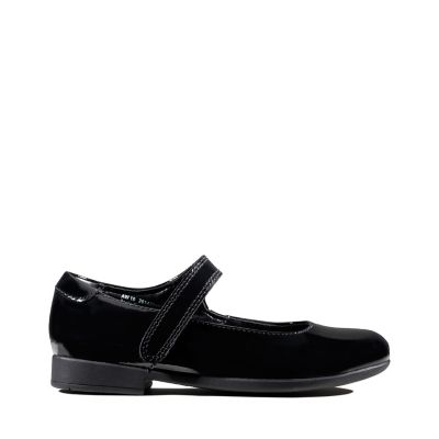 clarks girls black shoes