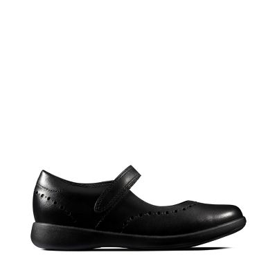 clarks kids brogues