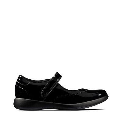 clarks black patent leather shoes