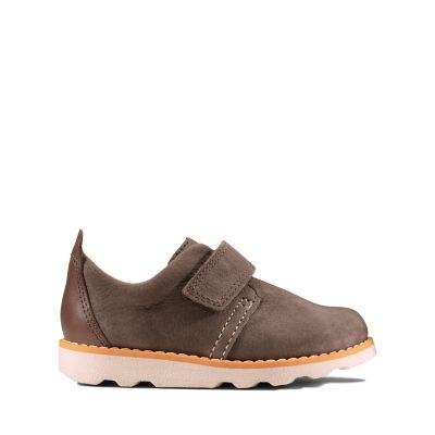 kids trainers clarks