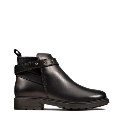 clarks children's ankle boots