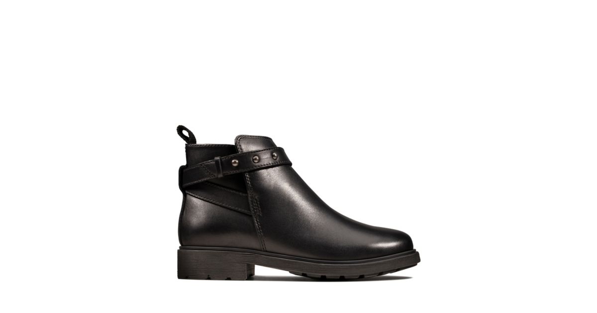 clarks astrol soar boots