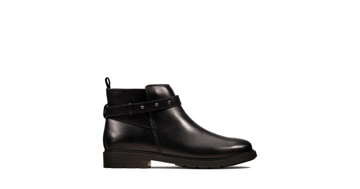 clarks astrol soar boots