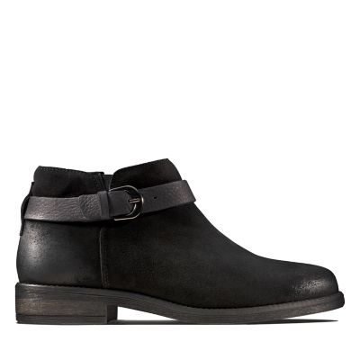 black clark booties