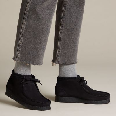 wallabee boot black suede