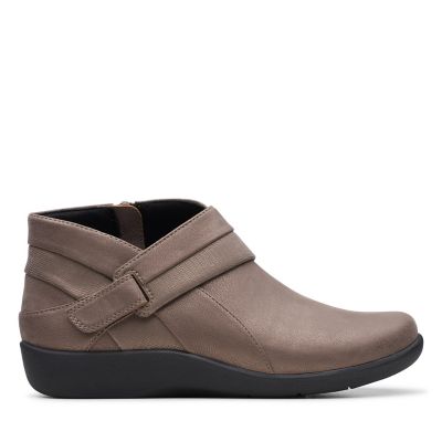 clarks pewter