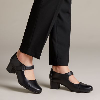 clarks booties canada