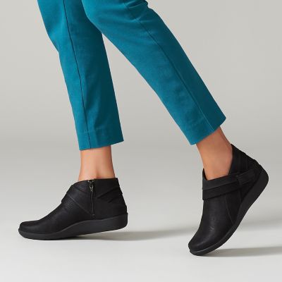 clarks sillian booties