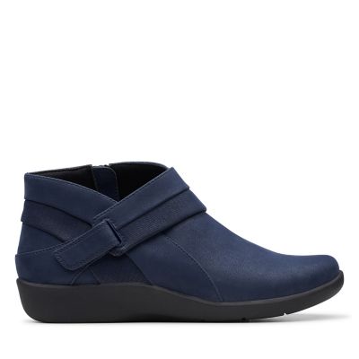 clarks womens navy boots