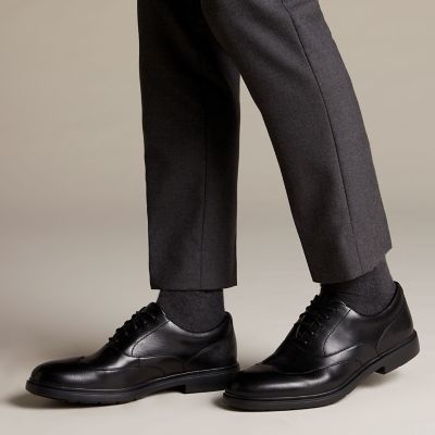 clarks un tailor wing