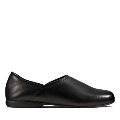 clarks leather slippers mens