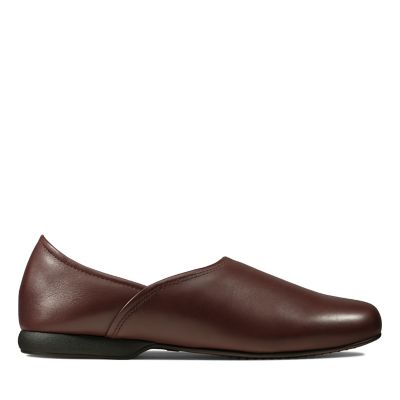 clarks mens house shoes