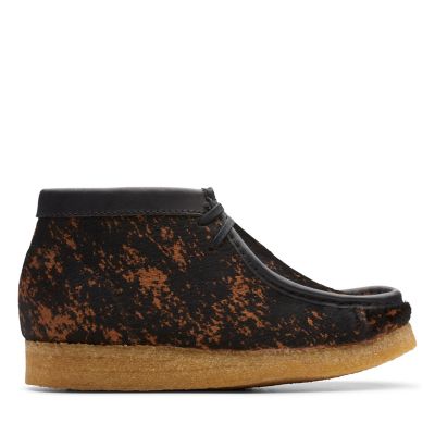 leather wallabees