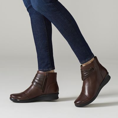 Clarks women's hope cody fashion boot sale