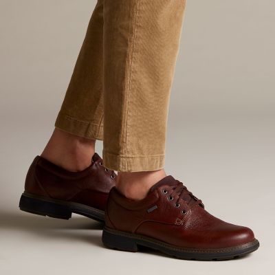 clarks un tread lo