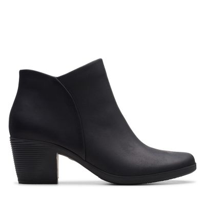 clarks black boots sale