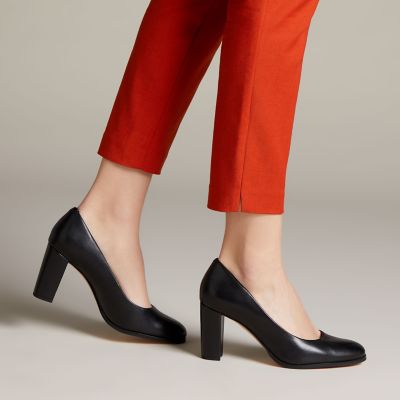 clarks heels canada