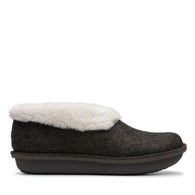 slippers from clarks