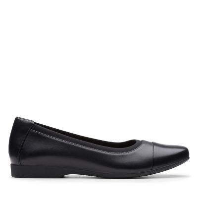 clarks flat dress shoes