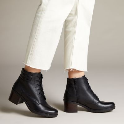 clarks hollis jasmine leather booties