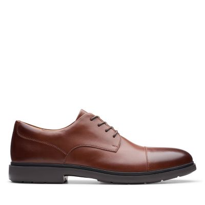 clarks mens patent leather shoes