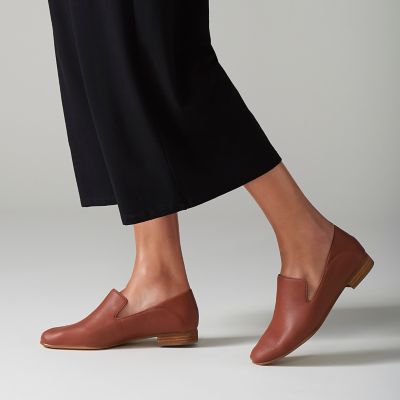 clarks loafers canada