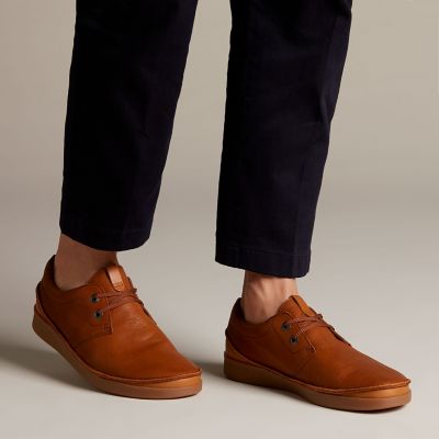 clarks oakland lace brown