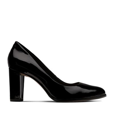 clarks black patent heels